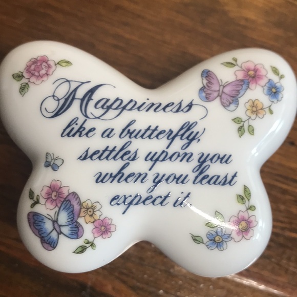 Vintage Avon Trinket Box - Picture 6 of 6